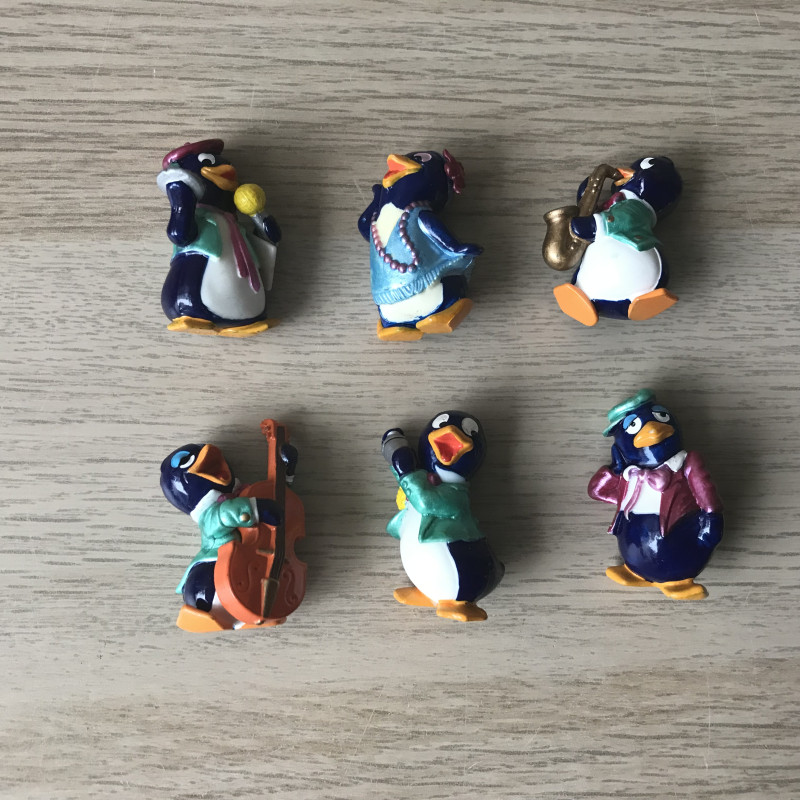 Verrassingsei figuren : 6 stuks pinguïns. Set 1.