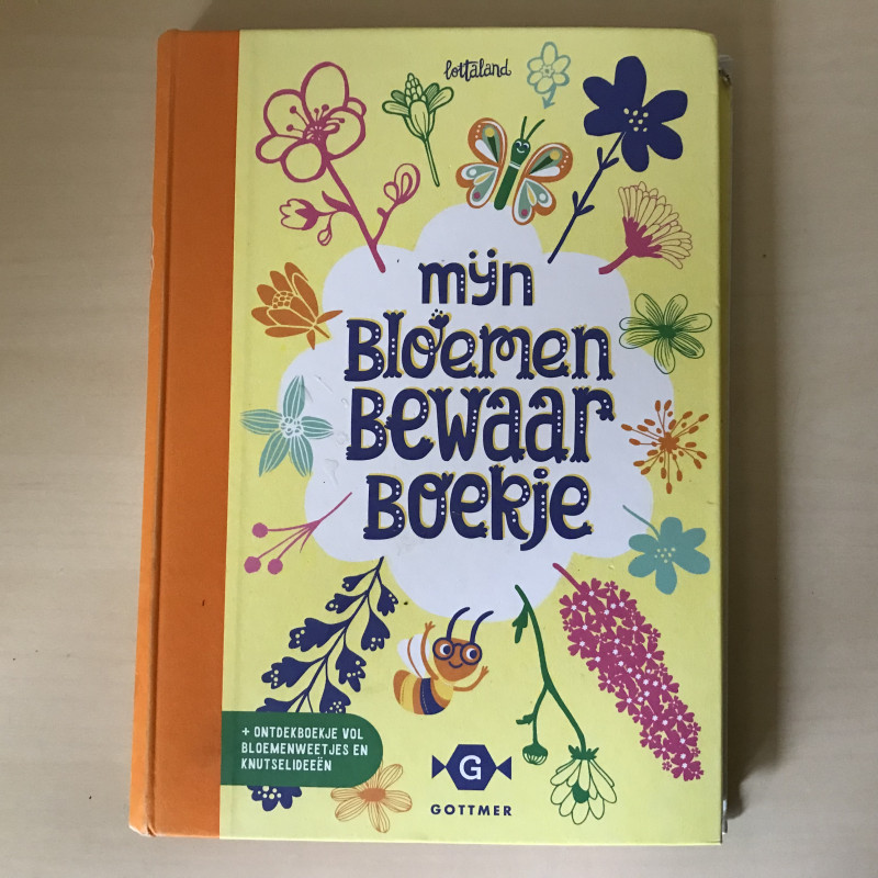 Mijn Bloemen Bewaar Boekje.