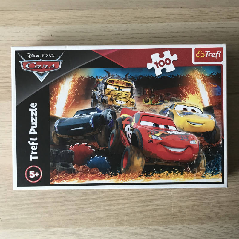 Cars. 100 stukjes