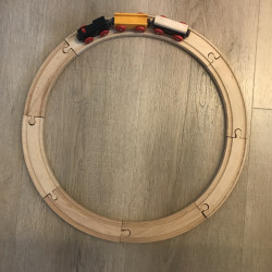 Houten treinbaan.
