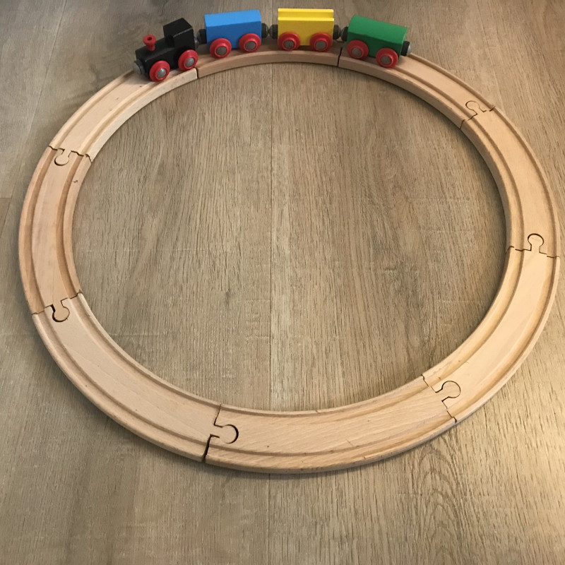 Houten treinbaan.