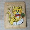 Houtenpuzzel.  12  stukjes. pantertje
