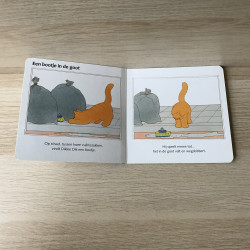 Dikkie Dik : Pijlen + Een bootje in de goot.