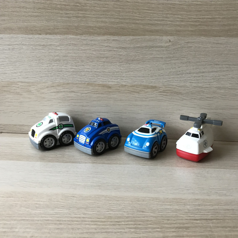 Megabloks : 2x politiewagens, 1ambulance en een helikopter ( als ambulance)