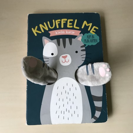 Knuffel me. Klein katje