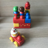 Lego Primo : Grondplaat met blokken en figuren.
