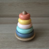 Oh my baby: houten stapeltoren met 5 ringen.