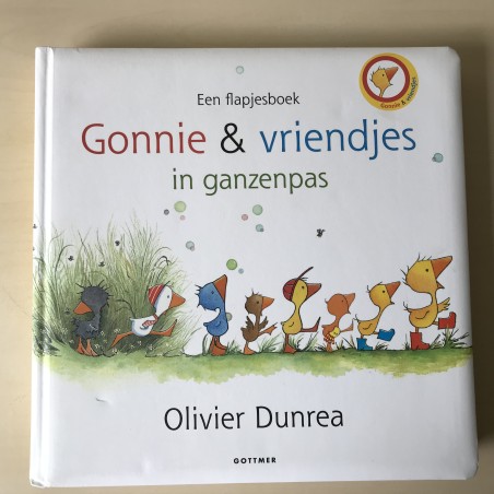 Gonnie & vriendjes : Gonnie en vriendjes in ganzenpas met 42 flapjes.