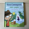 Voorleespret met papa.
