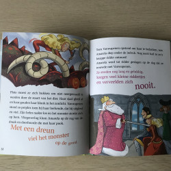 Voorleespret met oma en opa.