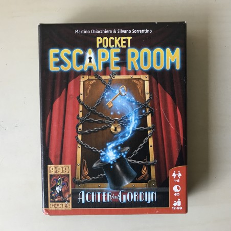 999 Games: Pocket escape room. Achter het gordijn