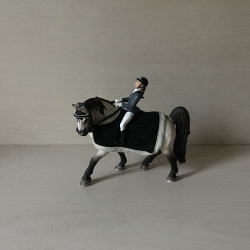 Schleich : Paard met ruiter met dekje.