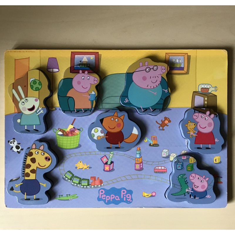 Peppa Pig : Puzzelplankje Knopjespuzzel. Met 7 figuren.