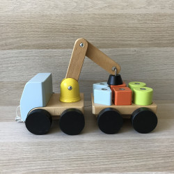 Ikea : Houten auto met magnetische blokken op aanhanger