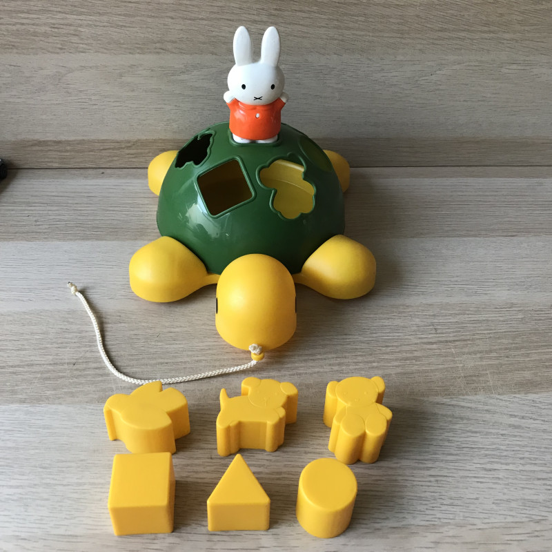 Vormenstoof Schildpad met Nijntje