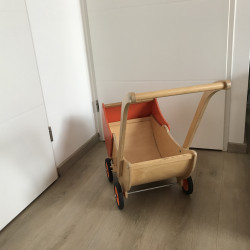 Van Dijk houten poppenwagen. Opknapper
