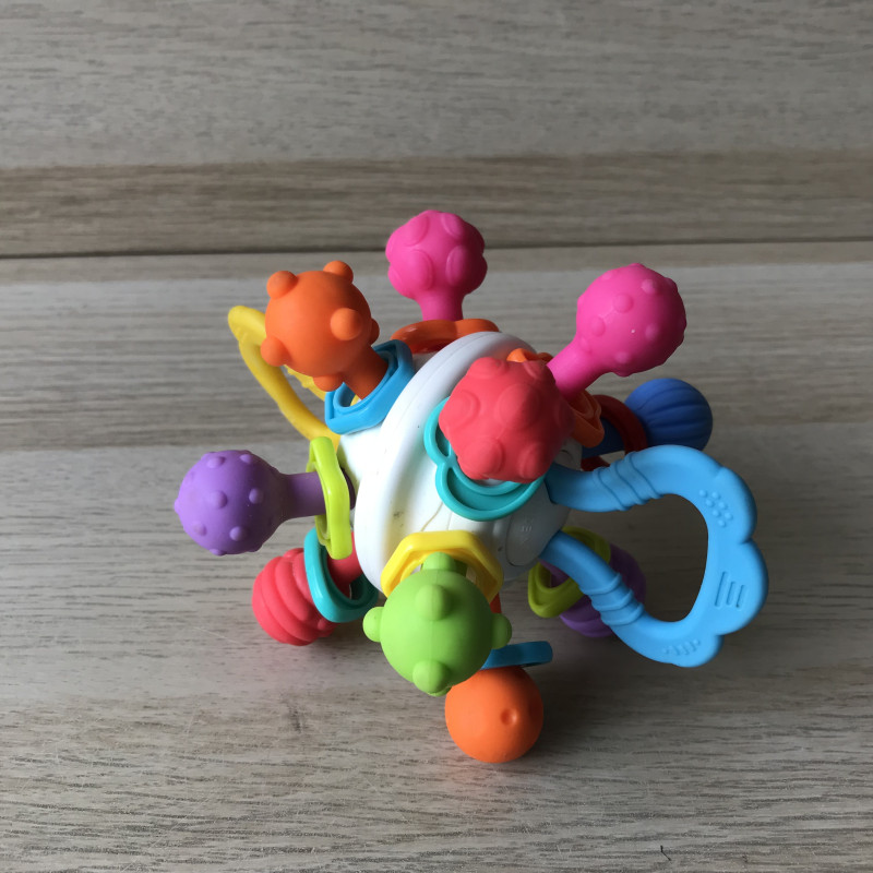 ADO Play. Baby zachte rammelbal met bijtring