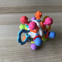 ADO Play. Baby zachte rammelbal met bijtring
