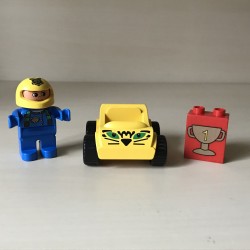 Duplo : Auto met popje. Set 32.