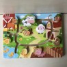 Houten schuifpuzzel. Boerderijdieren.
