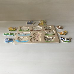 Puzzelplankje Knopjespuzzel : Dieren. 8 stukjes.