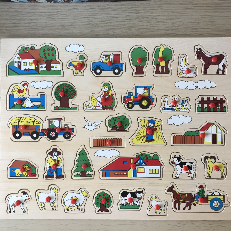 Puzzelplank. Eichhorn. 32 stukjes