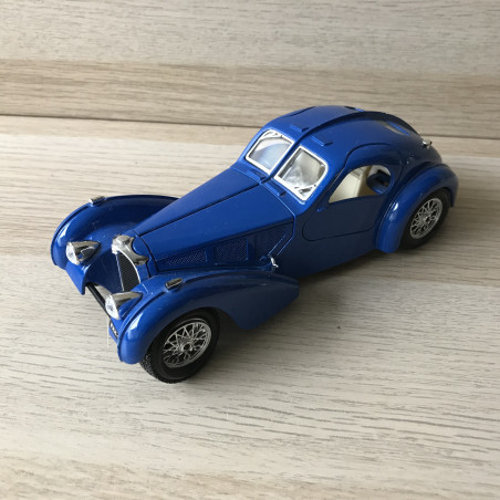 Bburago Bugatti Atlantic 1:24
