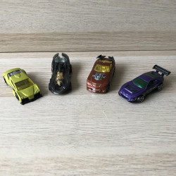 4 Hotwheels : 4 snelle autootjes