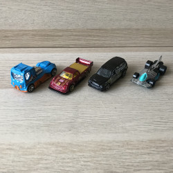 4 Hotwheels : 4 snelle autootjes