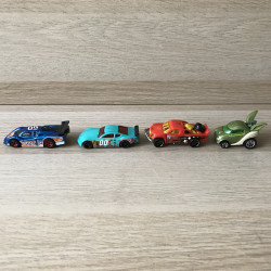 4 Hotwheels : 4 snelle autootjes