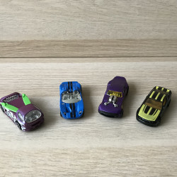 4 Hotwheels : 4 snelle autootjes