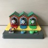 Thomas de trein. Kiekeboe! Druk op de knoppen.