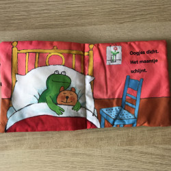 Stoffen boekje. Slaap lekker, Kikker