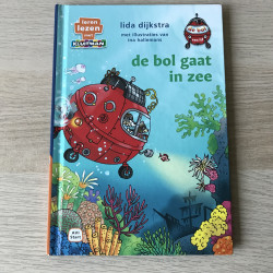 Leren lezen met Kluitman : De bol van lif. De bol gaat de zee in.