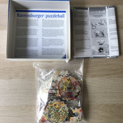 3D Puzzelbal :  240 stukjes. Katten. Ongebruikt