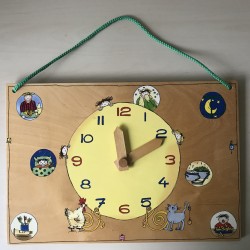 Janbibejan : Houten klok