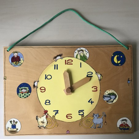 Janbibejan : Houten klok