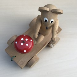 Janbibejan : Houten trekkar met muis, maakt muziek.