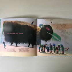 Marianne Busser.  Allemaal vriendjes