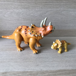 Playmobil: Dino met jong. Triceratops