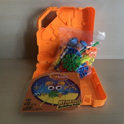Kid K’nex : Oranje koffer met voorbeeld.