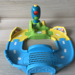 Vtech Toet Toet: auto’s rijbaan met werkend verkeerslicht