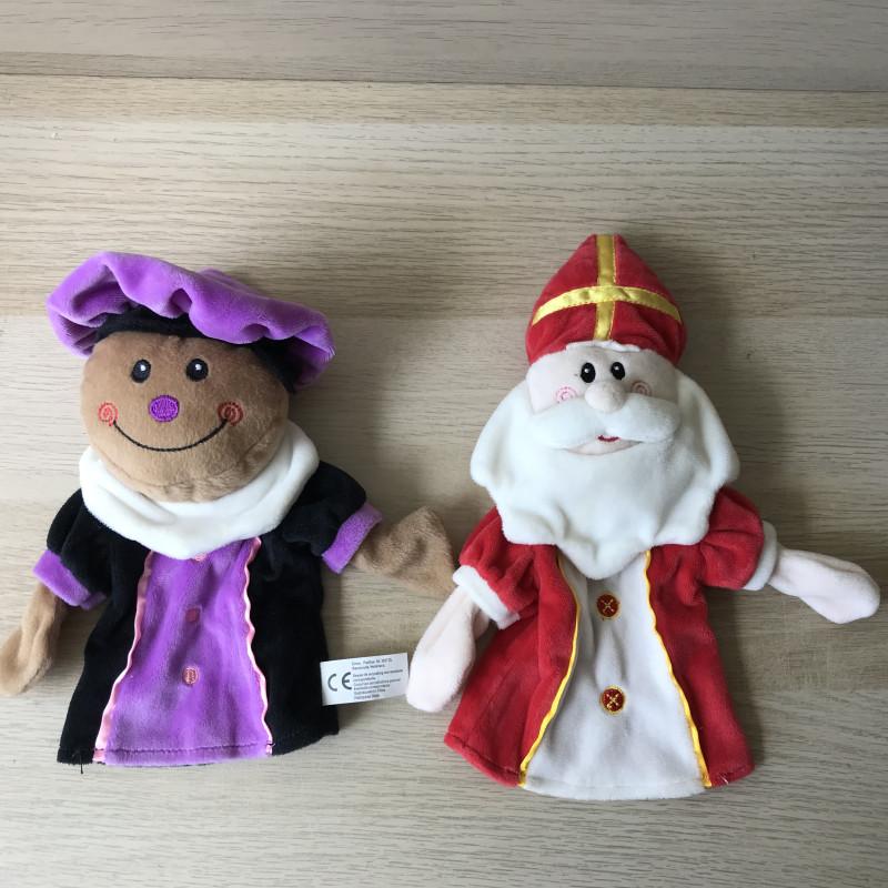Handpoppen:  Sinterklaas met Piet
