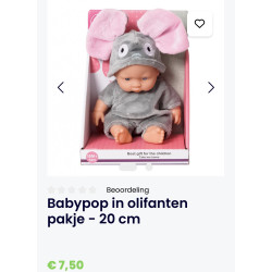 Babypopje met olifantenpakje