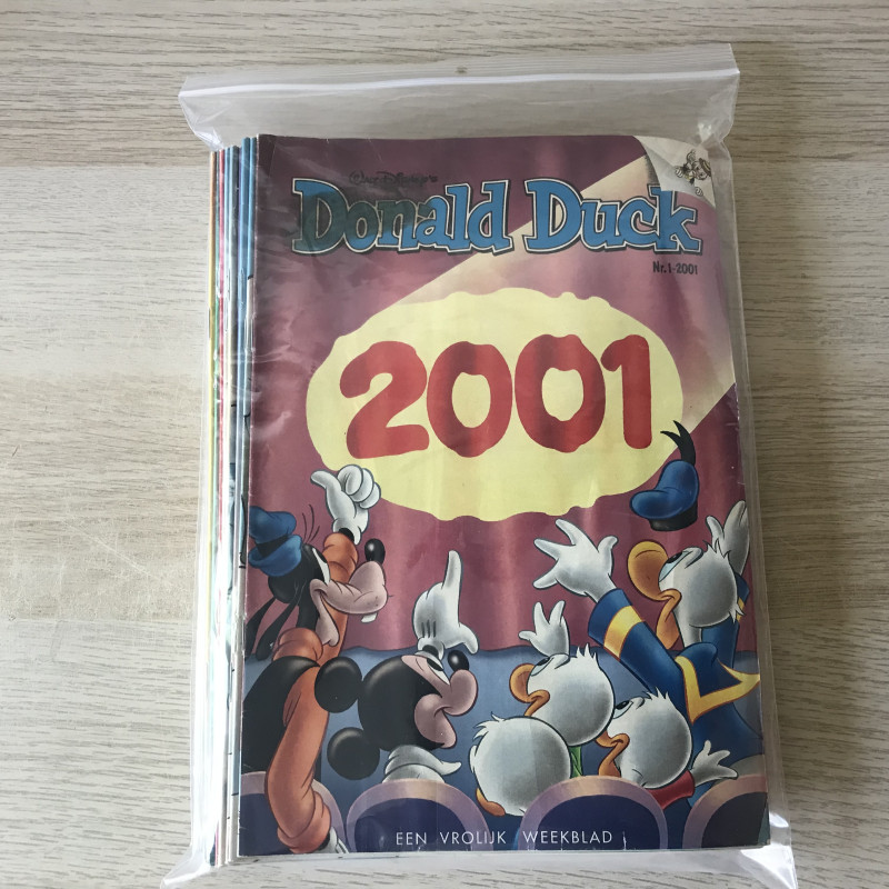 Donald Duck :  jaargang 2001. weekblad  26 stuks
