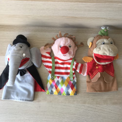 Circus : 3 handpoppen. Poppenkastpoppen.
