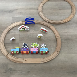 Woezel en Pip : houten treinbaan met extra rails