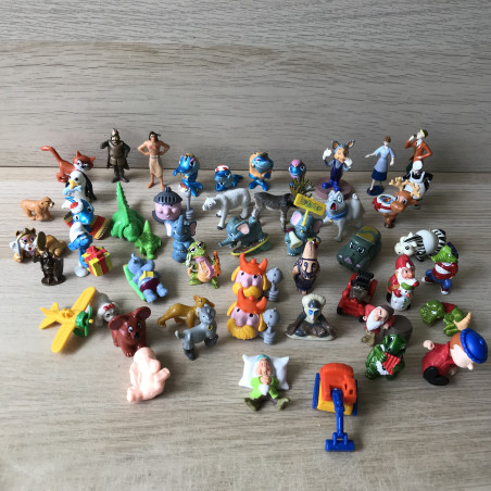 50 poppetjes en andere speeltjes. Set 2