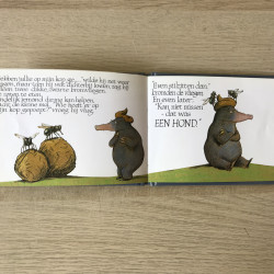 Over een kleine mol die wil weten wie er op zijn kop gepoept heeft