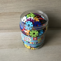 Bus met 400 connectors, bloemetjes